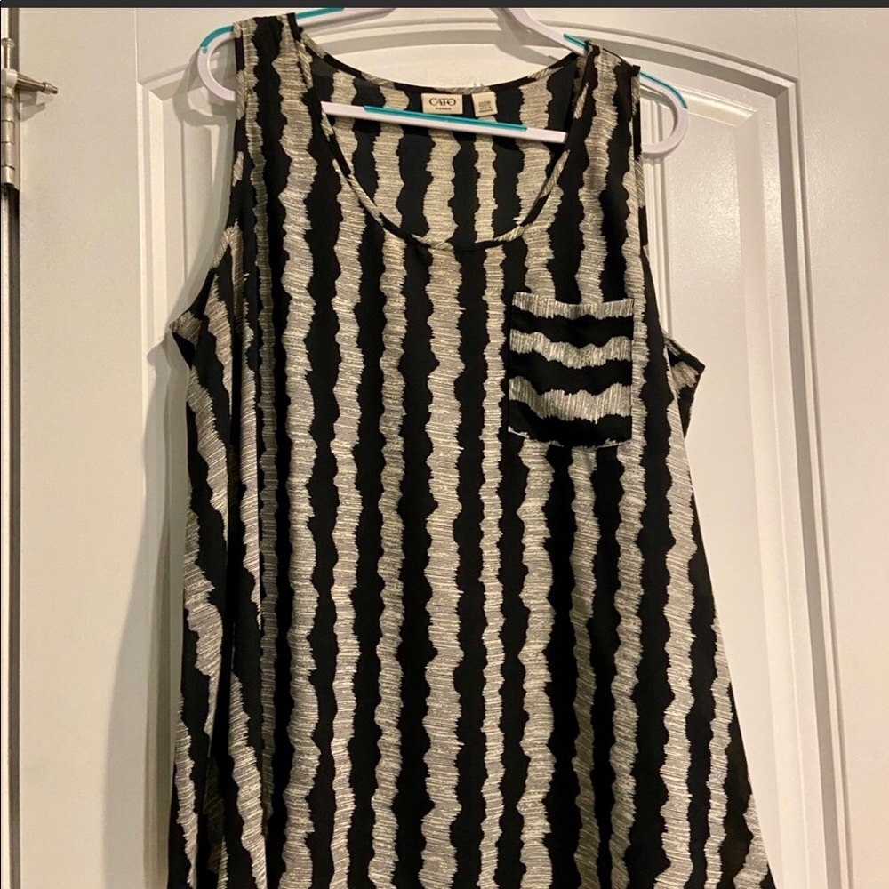 Size 22/24 tank top ~ By Cato